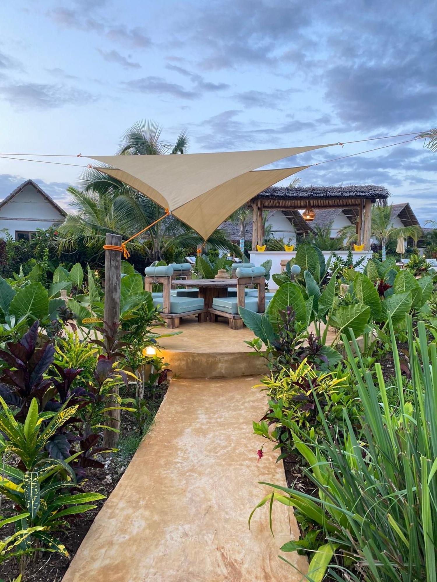 Zen Boutique Resort Джамбиани Екстериор снимка