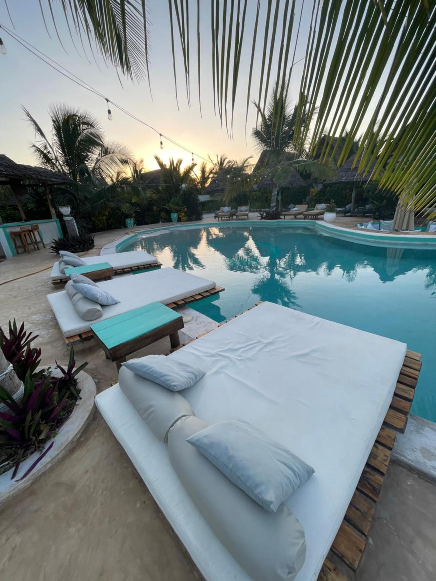 Zen Boutique Resort Джамбиани Екстериор снимка